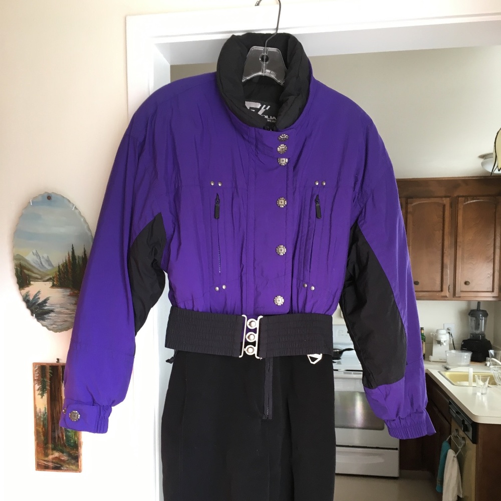 Tyrolia Ski Suit